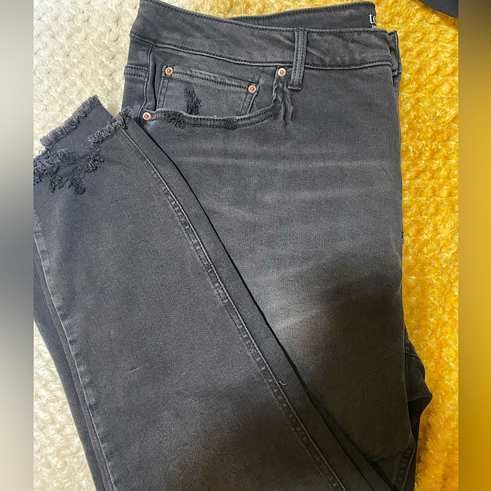 Faded black terra and sky size 20W skinny cropped jeans